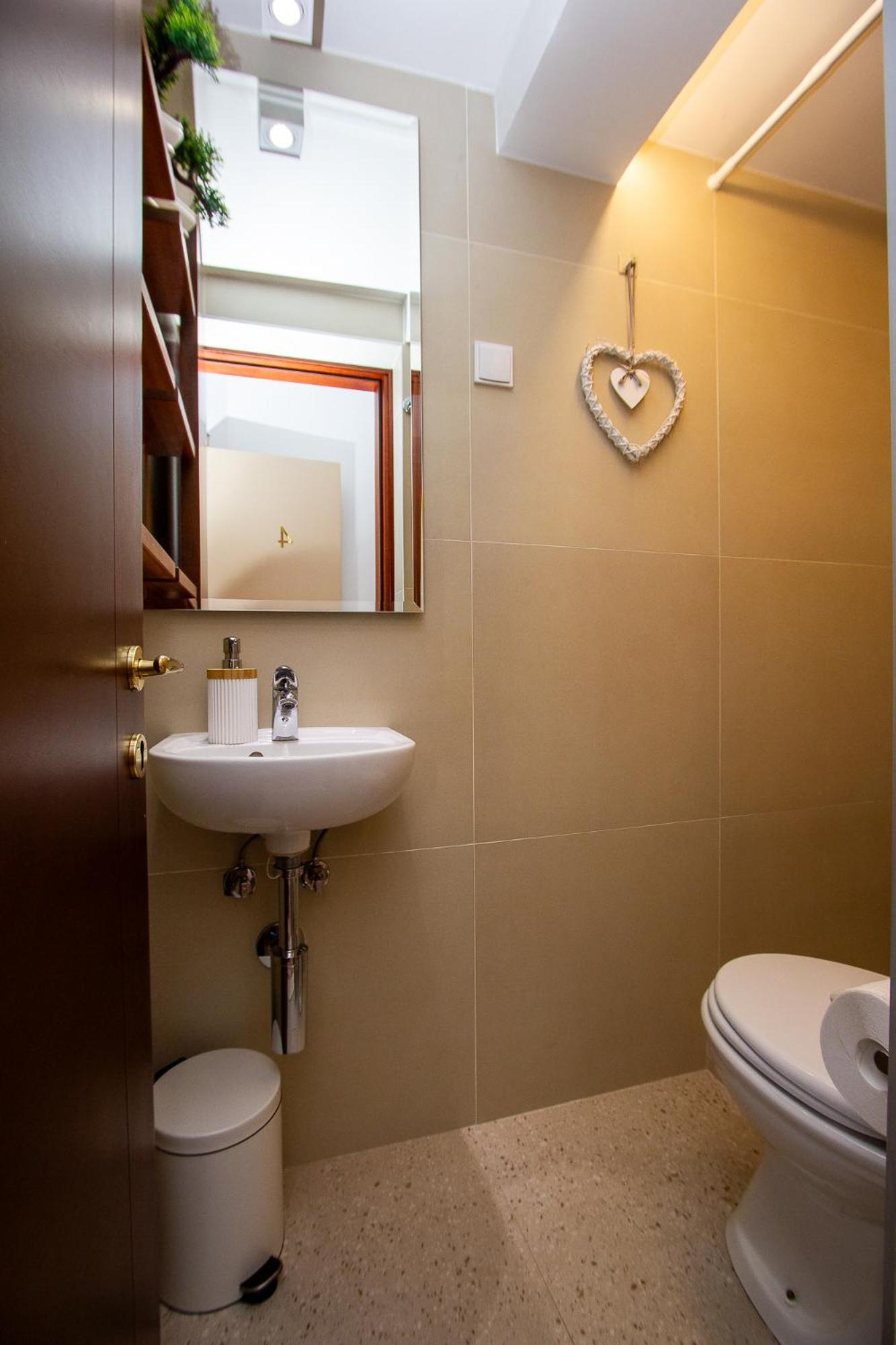 Guest House Jedro Petrovac Екстер'єр фото